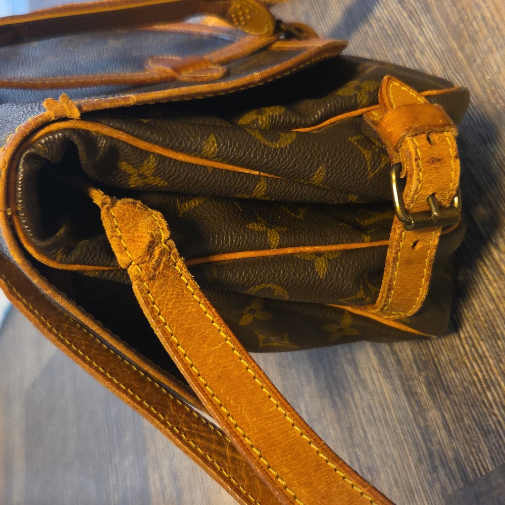 Louis Vuitton Saumur Brown Monogram Crossbody Shoulder Bag Double - Picture 15 of 17